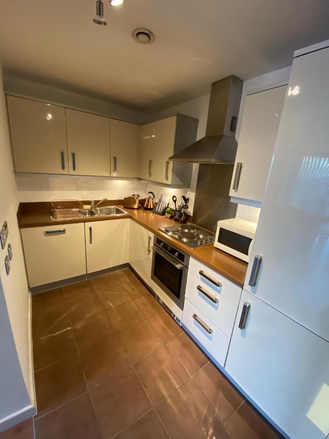 Tailor That Property - Chelsea House Мілтон-Кінз Екстер'єр фото