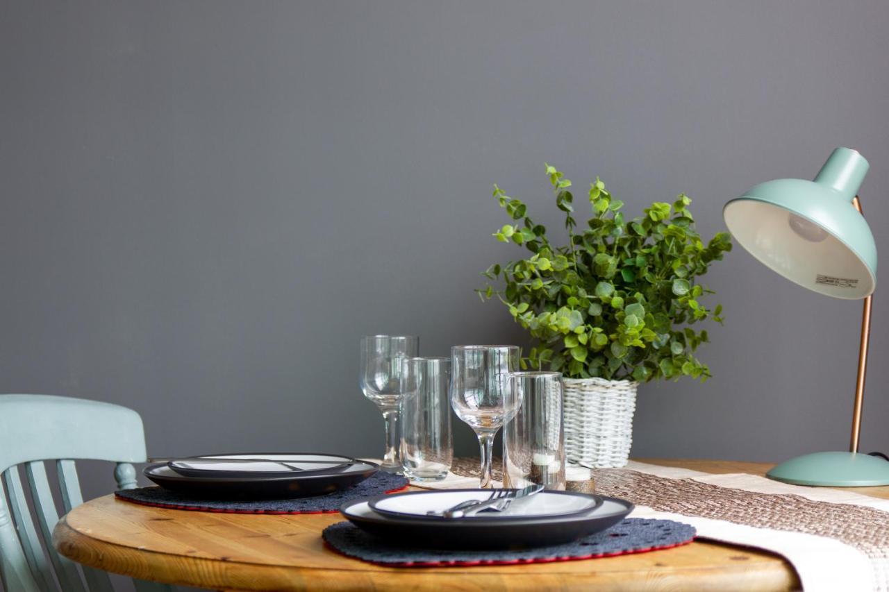 Tailor That Property - Chelsea House Мілтон-Кінз Екстер'єр фото